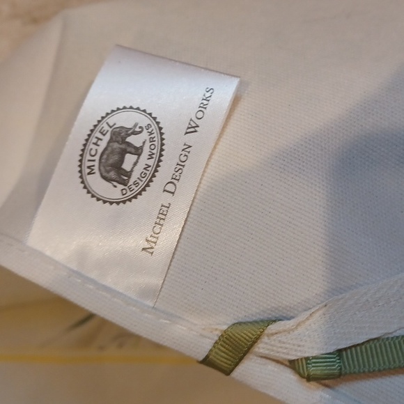 NWT Michel Design Works Vanilla Palm Kitchen Towel - Picture 8 of 9